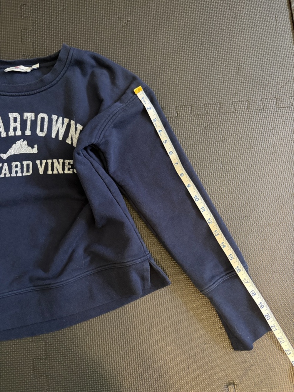 Vineyard Vines Navy Edgartown Graphic Crewneck Sweatshirt - Picture 8 of 8